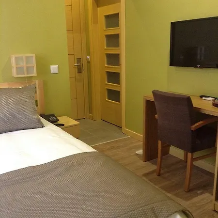 Bunkahaus Hotel 2*