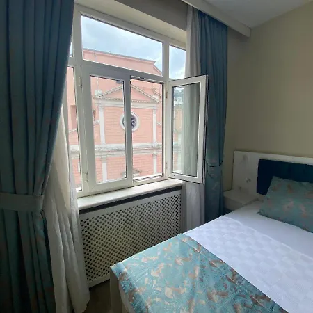 Hotel Bunkahaus 2*