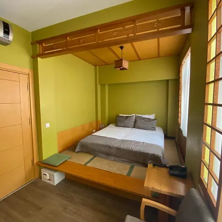 Hotel Bunkahaus 2*