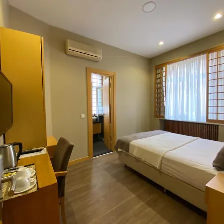 Hotel Bunkahaus 2*
