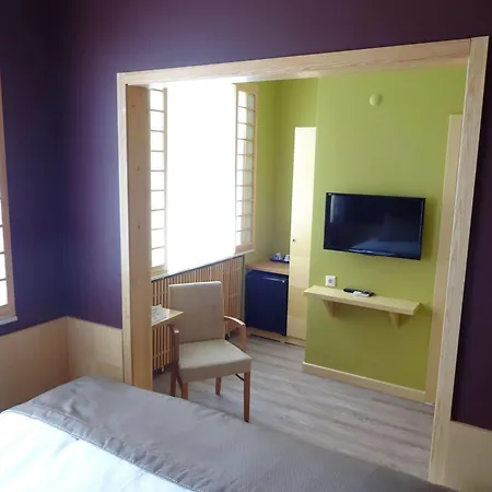 Bunkahaus Hotel 2*