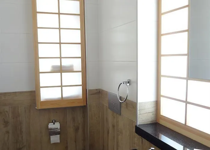 邦卡豪斯酒店 酒店 2*