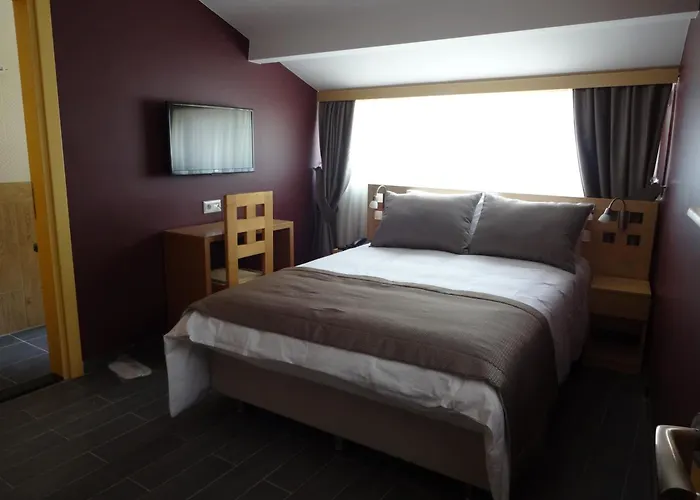 酒店 邦卡豪斯酒店 2*