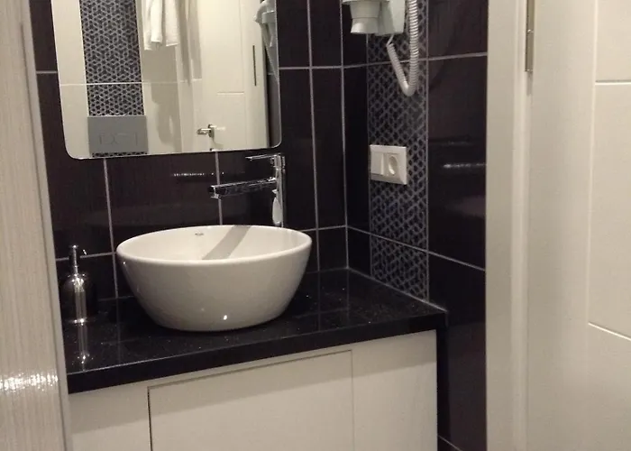 酒店 邦卡豪斯酒店 2*